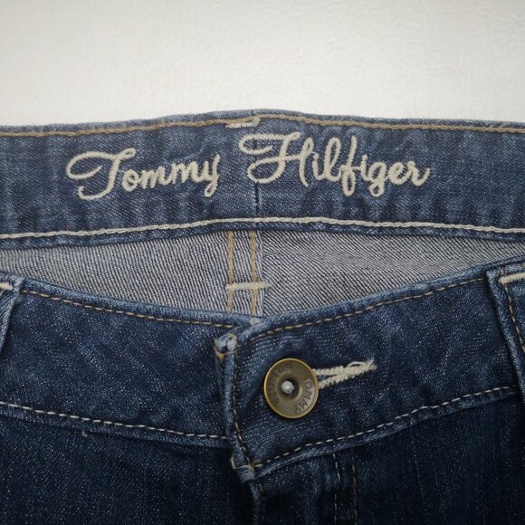 Tommy Hilfiger Ladies Size 14 Medium Wash Straight Leg Blue Jeans - Picture 3 of 15